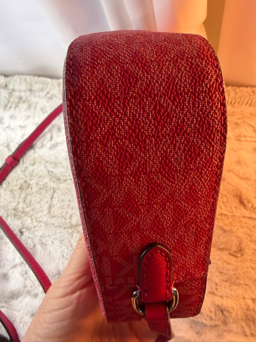 Michael Kors Pink-Red Signature Crossbody Bag - Picture 5 of 16
